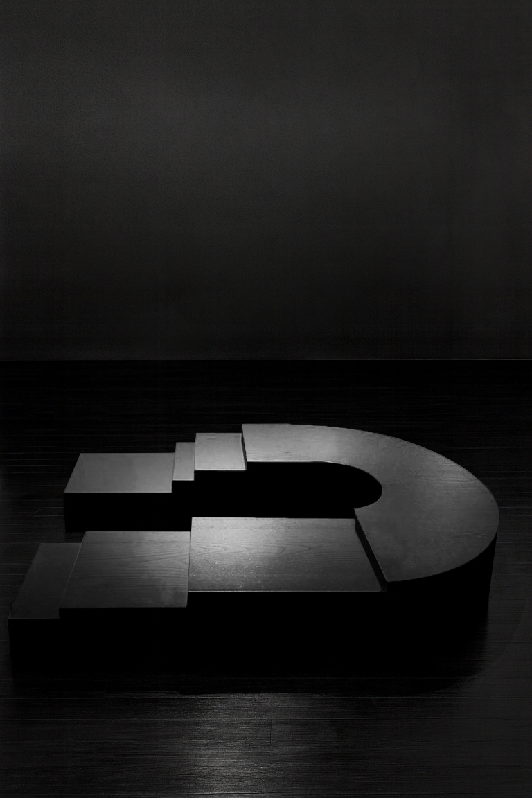 Isac Elam Kaid - Monolithic wood table