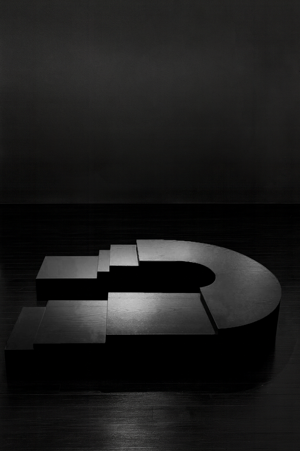 Isac Elam Kaid - Monolithic wood table