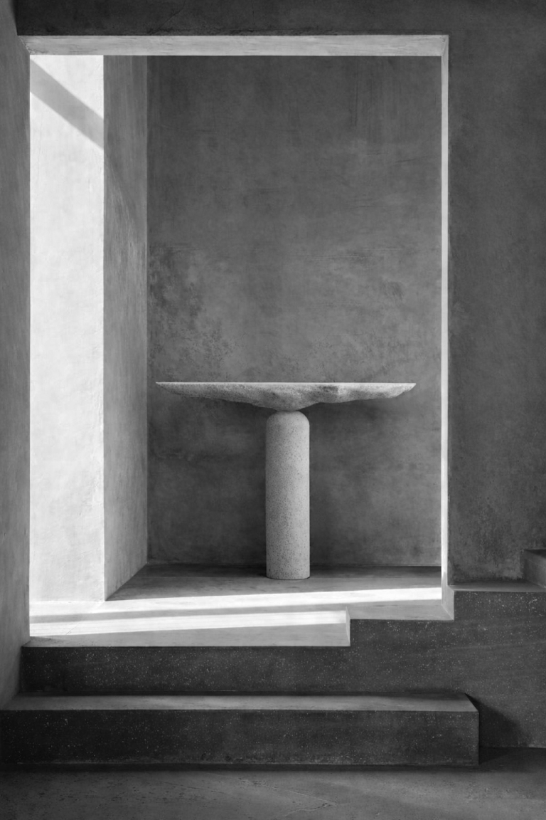 Isac Elam Kaid - Stone remnant console